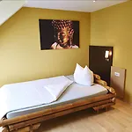 Hotel Ko'ono 3*