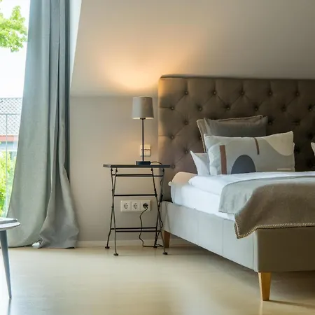 Hotel Ko'ono Konstanz