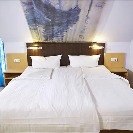 Ko'ono Ξενοδοχείο