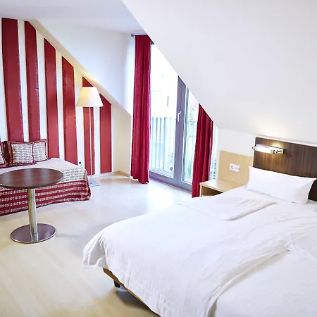 Ko'ono 3* Konstanz