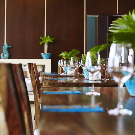 Ko'ono Κωνσταντία