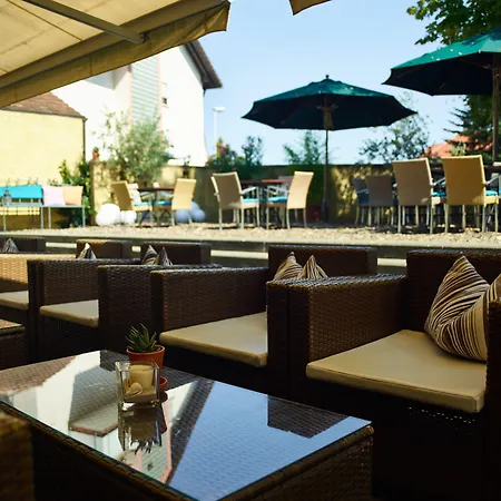 Ko'ono Otel Konstanz