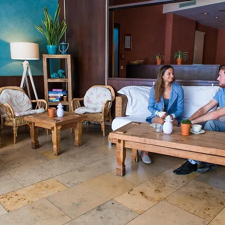 Hotel Ko'ono